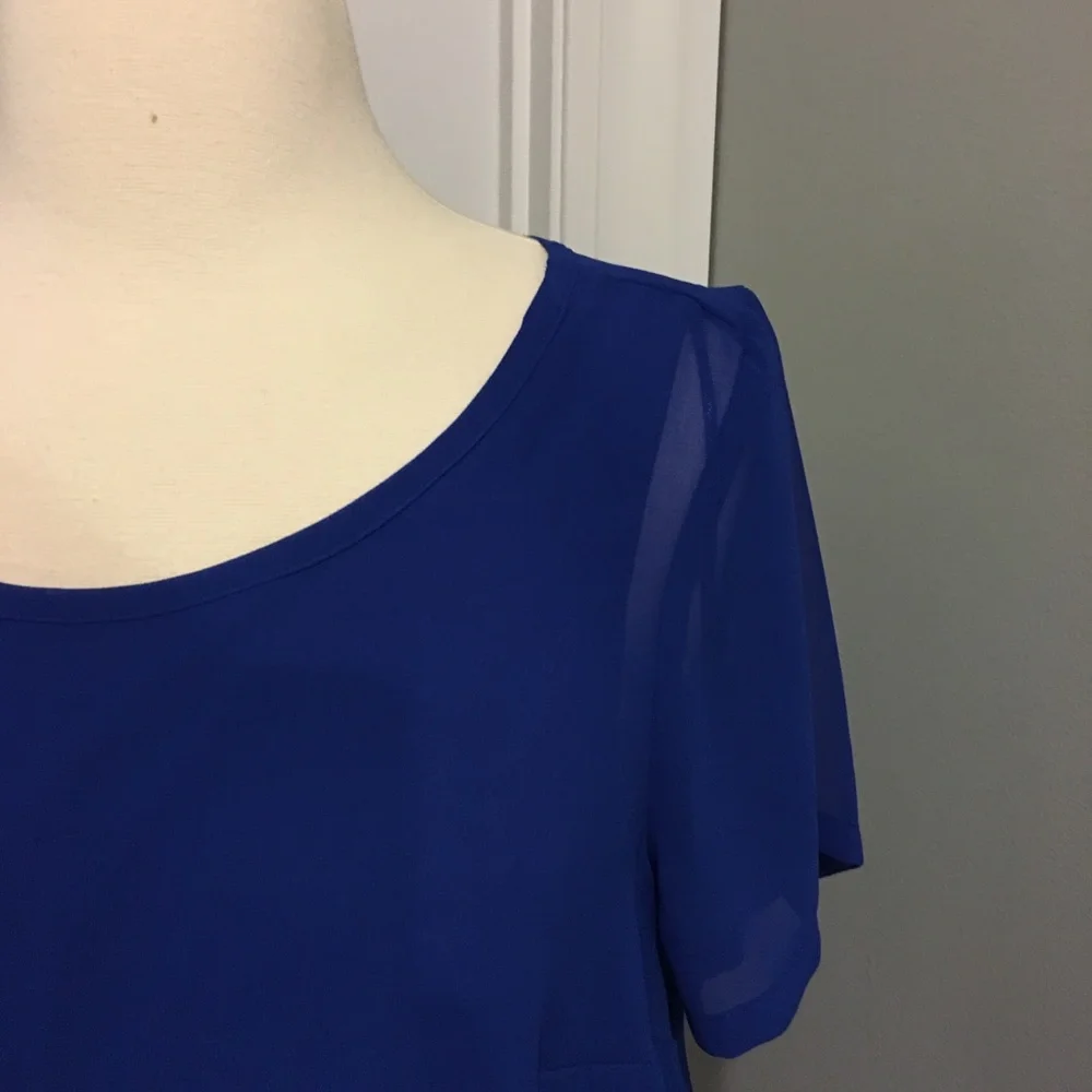 Gorgeous Dana Buchman Women’s Blouse size Small - Picture 2 of 7